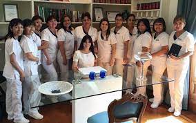 3. Especialistas de Belleza: Requisitos para obtener Licencia de Cosmetología