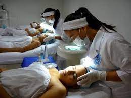 3. Especialistas de Belleza: Requisitos para obtener Licencia de Cosmetología